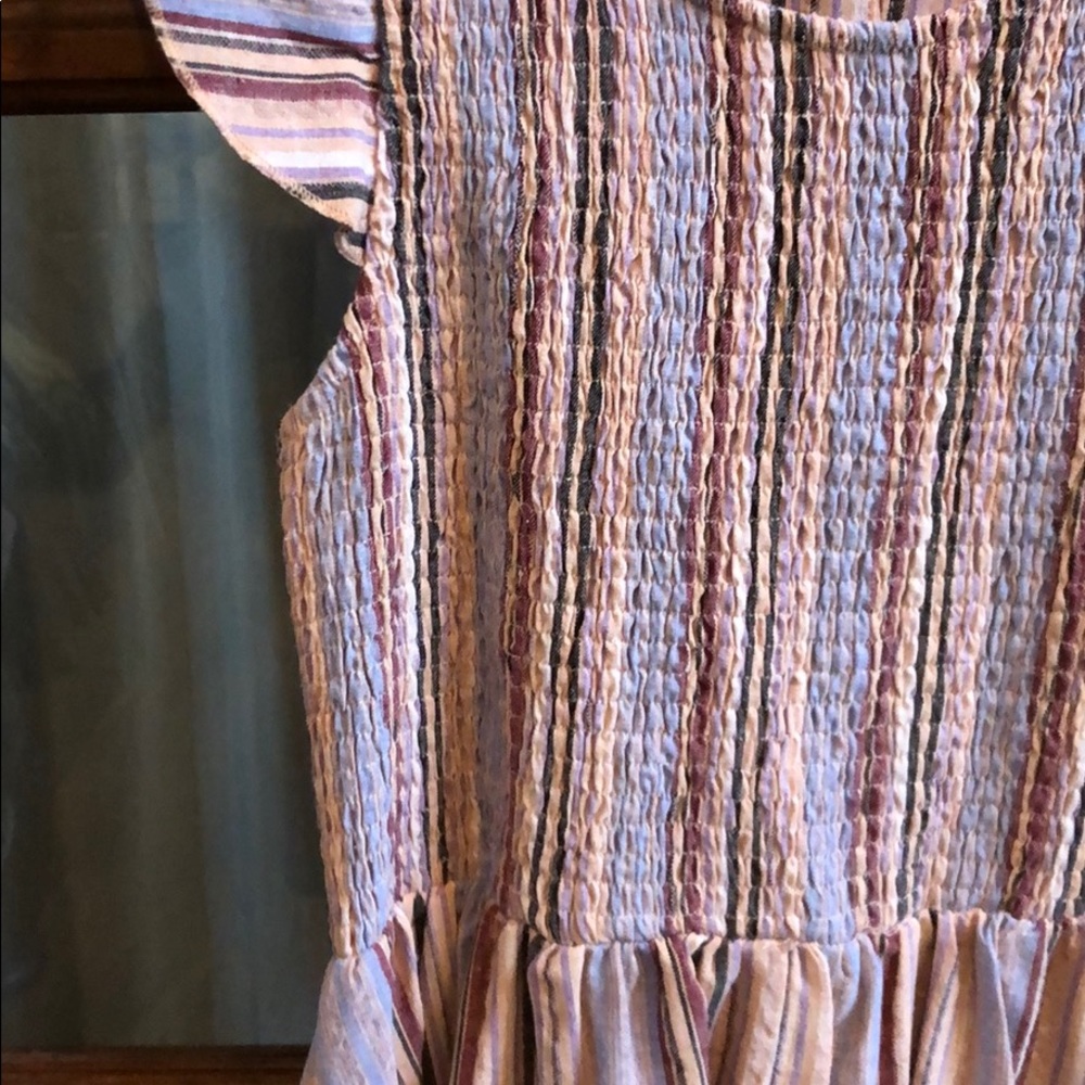 THML Dress - Picture 3 of 4